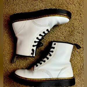 Doc Martens White